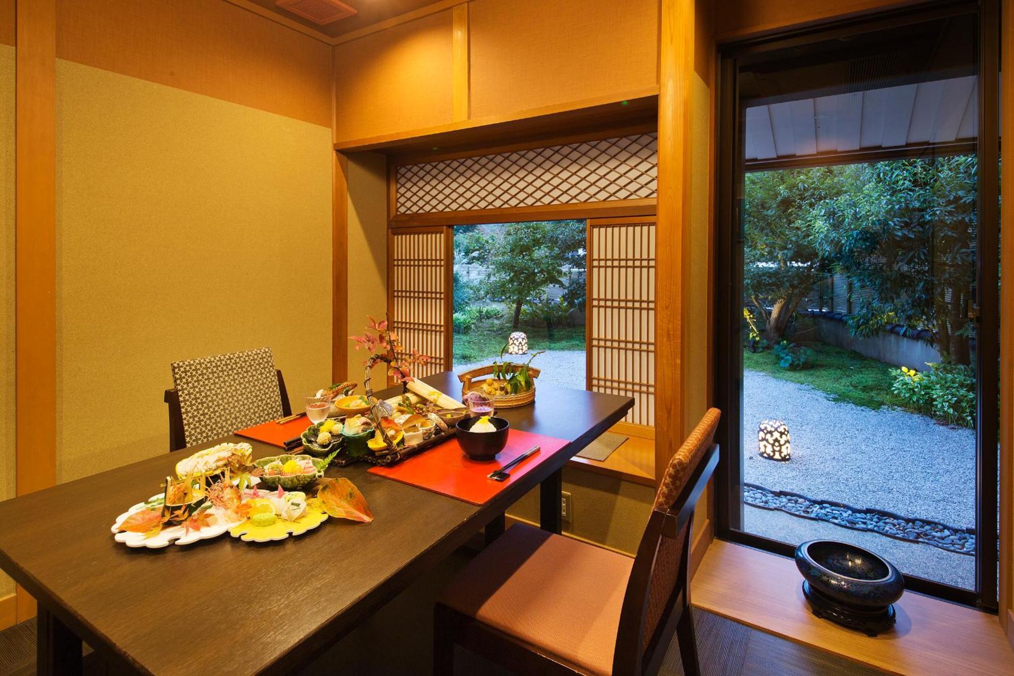 Kanazawa Hyakurakusou 外观 照片